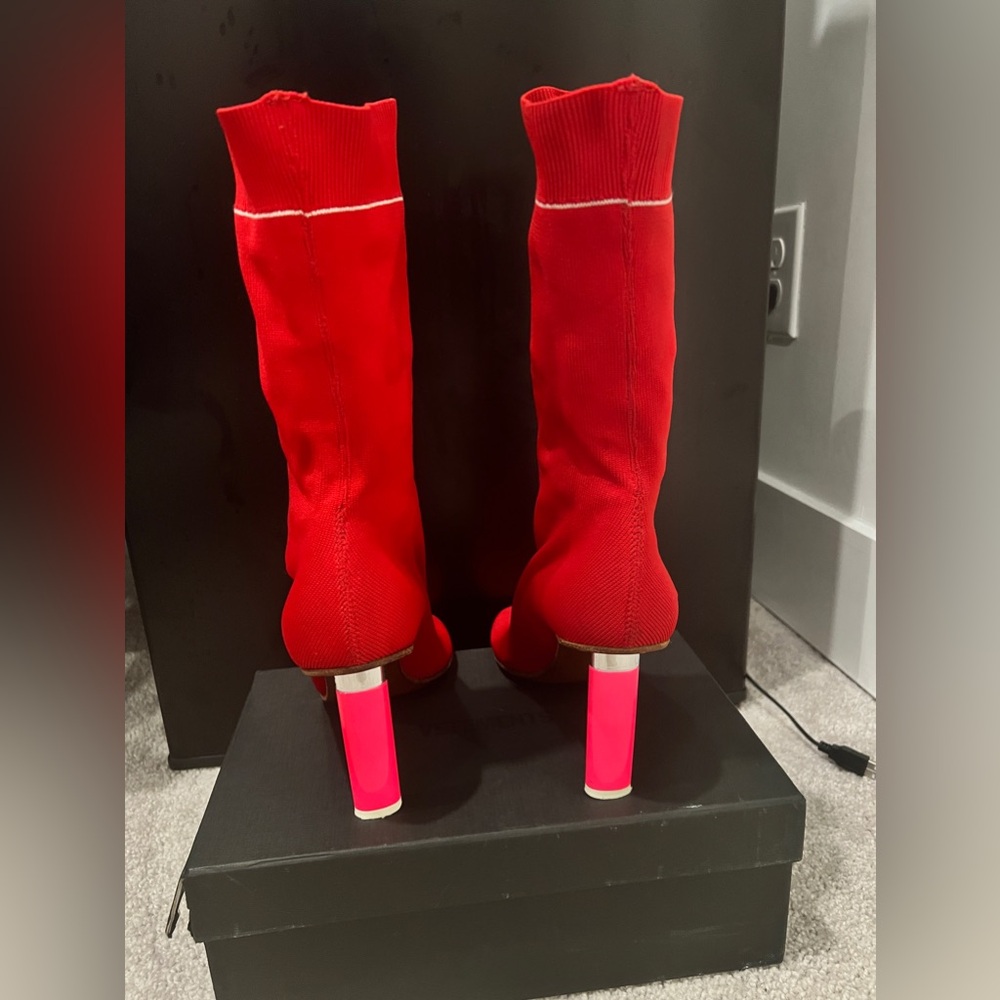 100% AUTHENTIC Vetements lighter heels SIZE 39